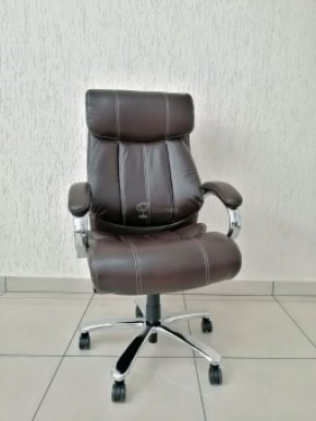 Кресло Barneo K-303 для руководителя (коричневая экокожа) в Губкинском - gubkinskiy.ok-mebel.com | фото 1