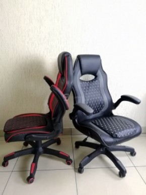 Кресло геймерское Barneo K-37 (черная экокожа красные вставки) в Губкинском - gubkinskiy.ok-mebel.com | фото 2