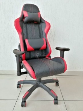 Кресло геймерское Barneo K-52 (черная экокожа красные вставки) в Губкинском - gubkinskiy.ok-mebel.com | фото