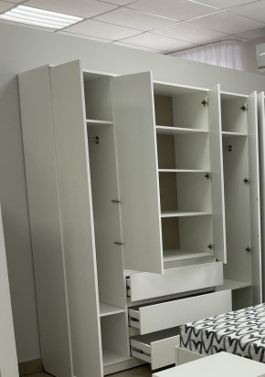 Шкаф 4-ств. с 3 ящиками "Бьянко" в Губкинском - gubkinskiy.ok-mebel.com | фото 2